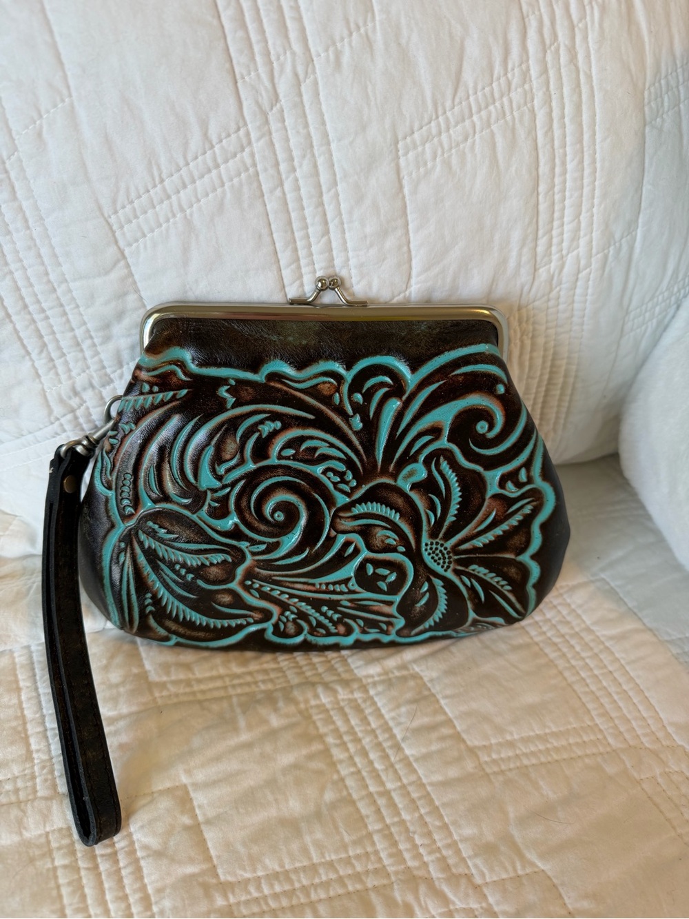 Patricia Nash Embossed Blue/Brown Leather KISS lock Clutch/Wristlet 8.5x5.5